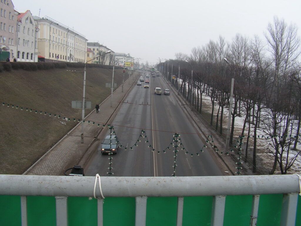 Пешеходный мост в Могилёве.